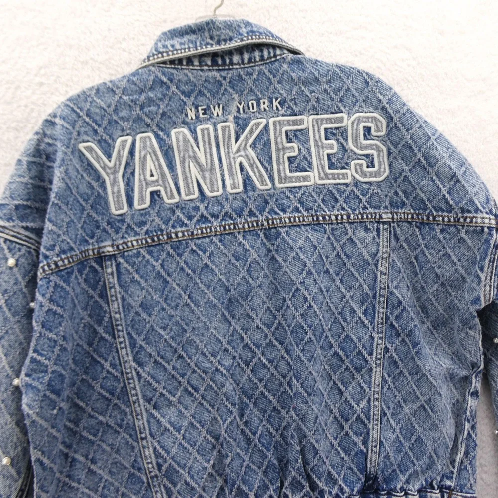 G-III Jacket Womens Medium New York Yankees Blue Pearl‎ Acid Wash Denim Jean